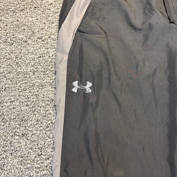 Under Armour Black and Gray Athletic Pants - Picture 3 of 10